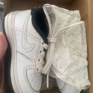 Infant Air Force 1s size 6c